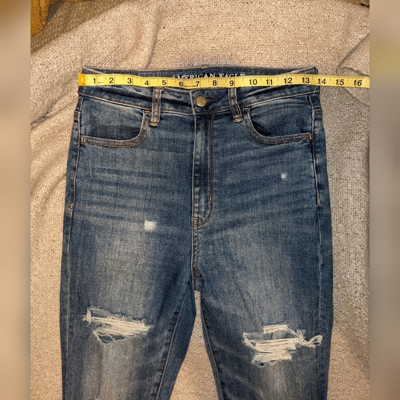 American Eagle Outfitters AEO Denim X Distressed Highest Rise Jegging - 6 Reg - Picture 12 of 12